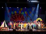 Fulminanter Auftritt der St. Elisabeth Realschule, die zur Festaufführung 2025 das Musical „Seehas, bleib da!“ auf die Bühne brachte. (Foto: Stefan Trautmann)