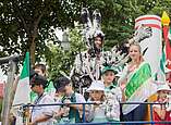 Einer der Höhepunkte des Seehasenfestes: der Festzug (Foto: Stefan Trautmann)